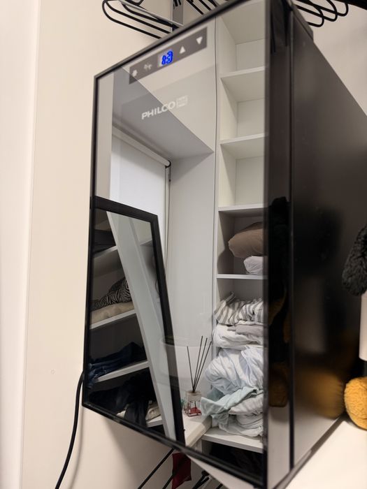 Мини холодильник для вина, напитков, косметики