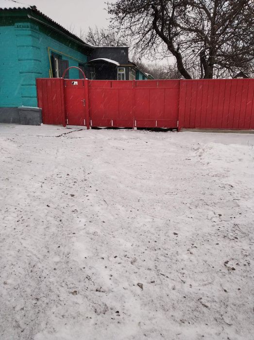 Половина дома с приватизированной землёй