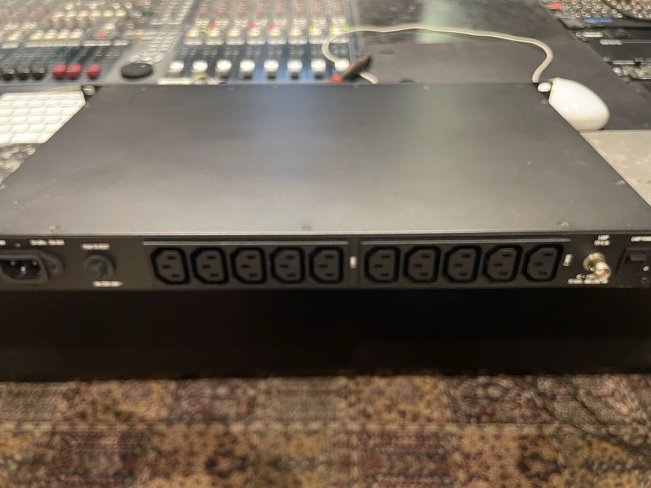 Furman PL-8 CE - como NOVO - Estabilizador de Corrente