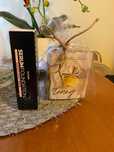 AVON Nawilżający podkład serum WARM LIGHT TAN 30 ml + gratis próbki