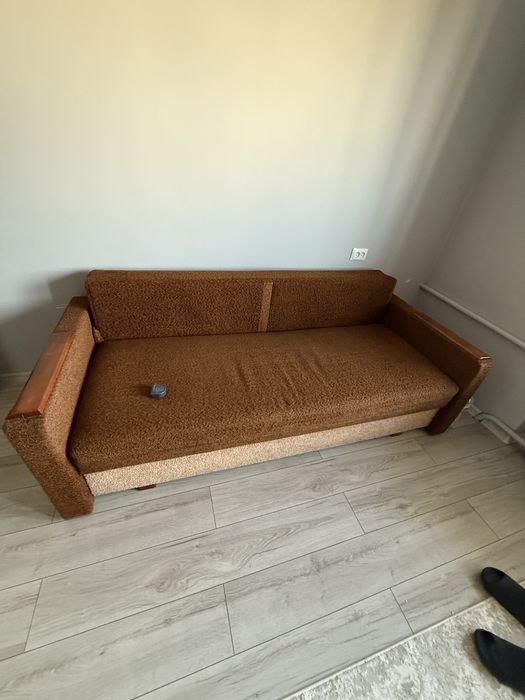 Розкладний Диван в Кімнату