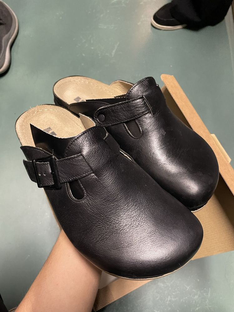 Продаю сабо Leon 41 розмір