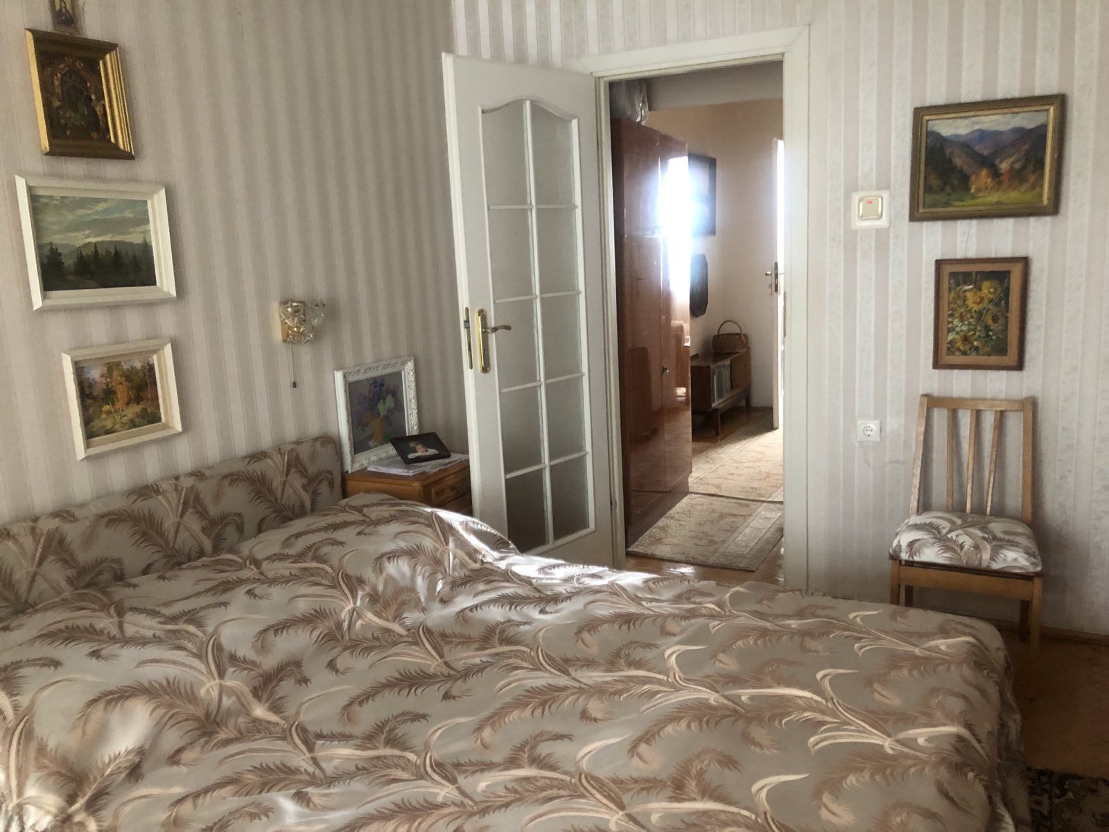 3-х кімн. Кварт. Вул Комарова 70 м кв. капремонт