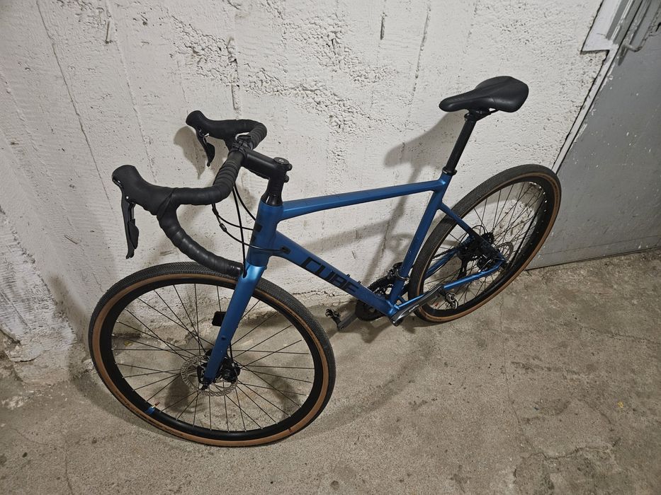 Cube Nuroad super stan