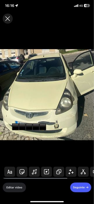 Vende-se o Honda Jazz 2002