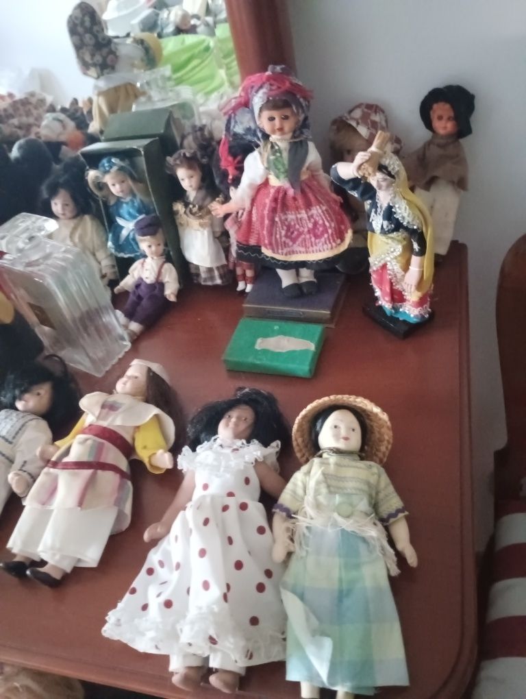 Recheio de bonecas antigas
