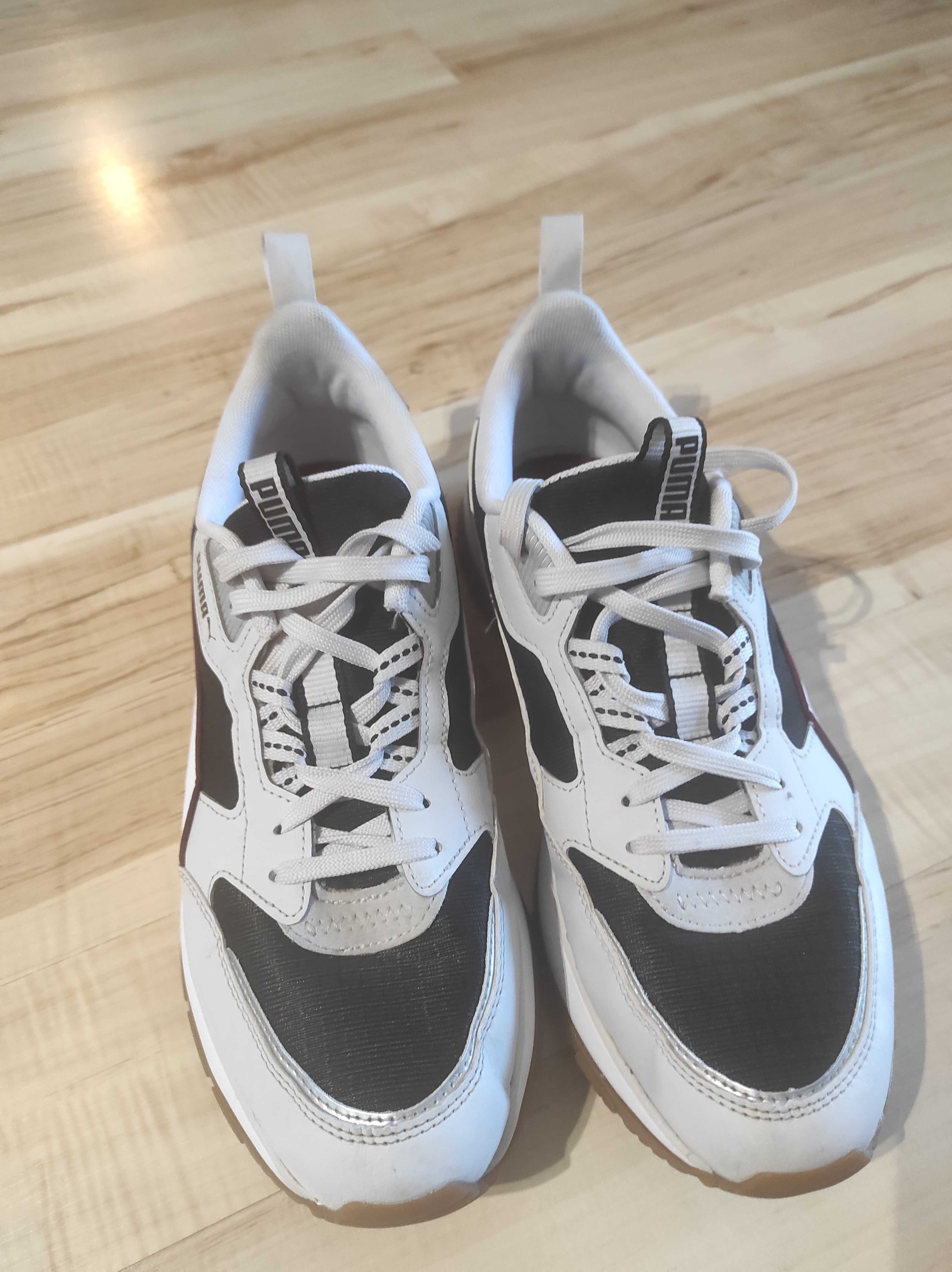 Sneakersy PUMA 42.5