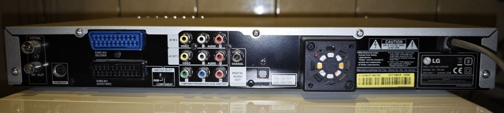 Nagrywarka DVD LG Electronic RH188 z VHS na DvD