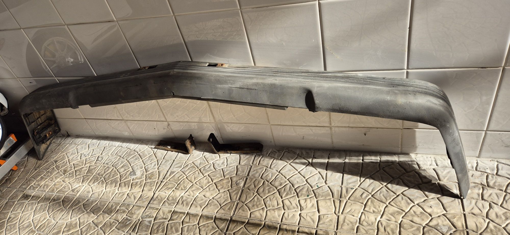 Parachoques curto Opel Corsa mk1 ph1