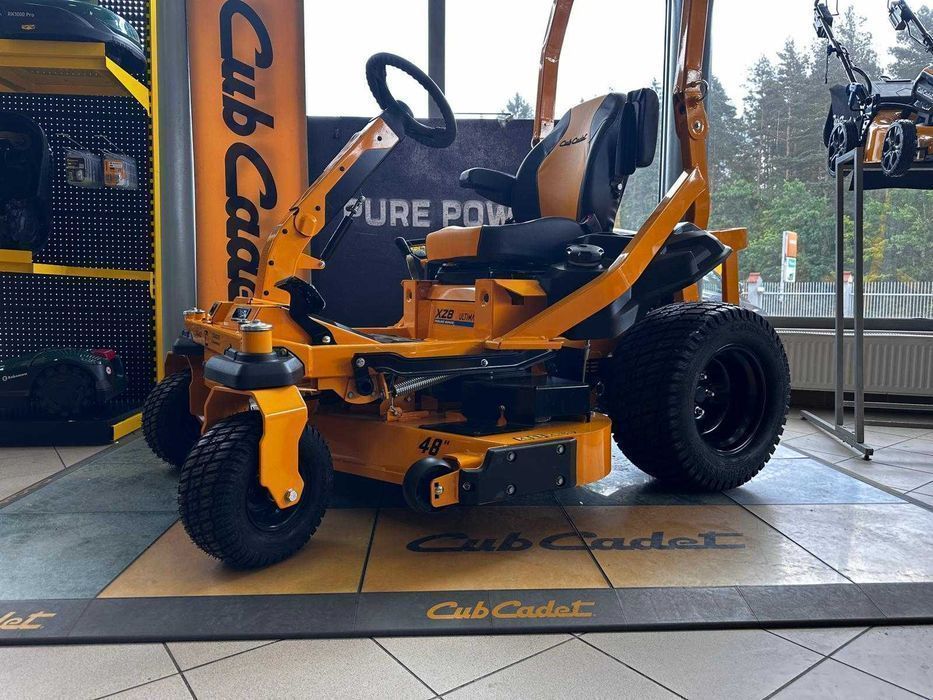 CubCadet Zero Turn XZ8 S122 Ultima traktor ogrodowy Dostępny od ręki!