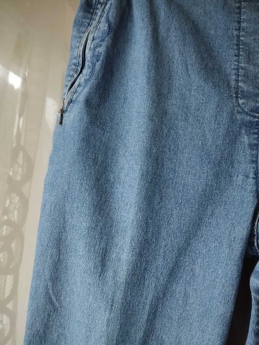 spodnie damskie jeans