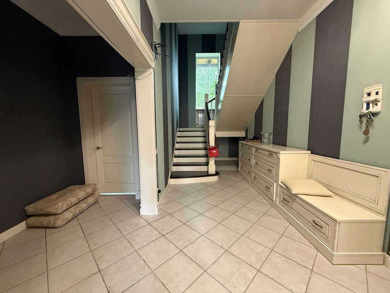 Продам уникальный 2эт дом 280 м + SPA-дом 170 м в коттеджном секторе