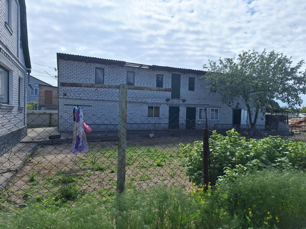 Будинок 150м з ГАЗОМ  +гараж + сарай+13 соток у Горі  10 км до Києва