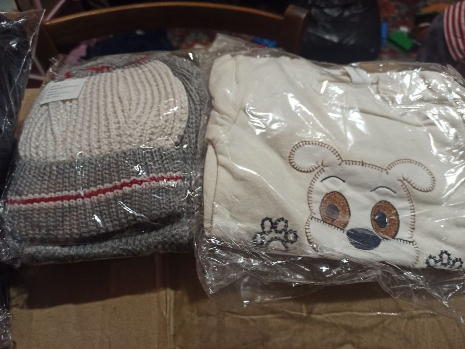 Комбинезон 0-3 шапка шарф, пижама