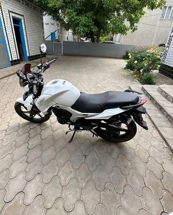 Продам ліфан кп200