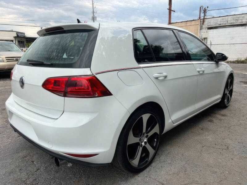 2015 Volkswagen Golf TSI SE