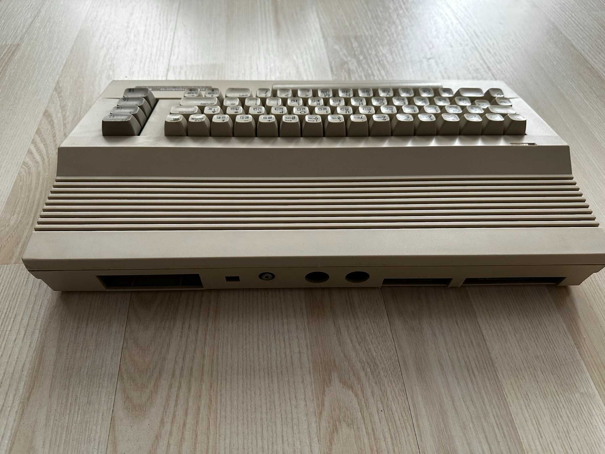 Komputer Commodore C64 C