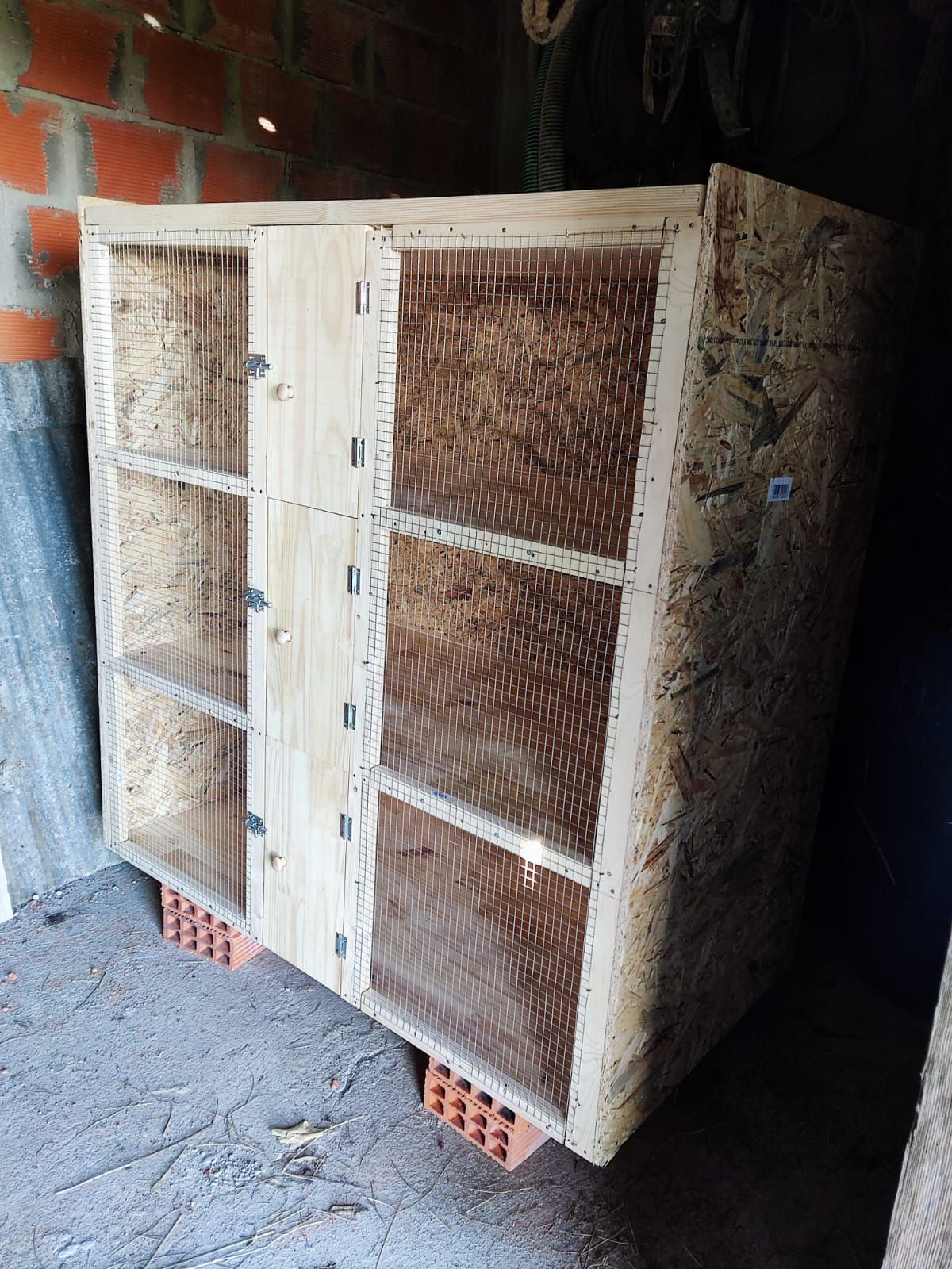 Gaiola de 3 divisórias com 120X70X40