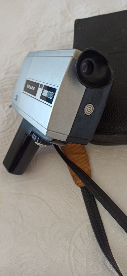 Máquina filmar Braun super 8