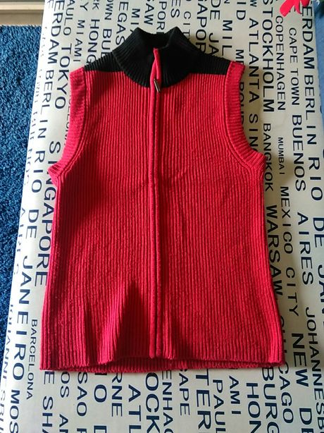 Carry kamizelka sweterek męski wizytowy rozmiar XL czerwono-czarny