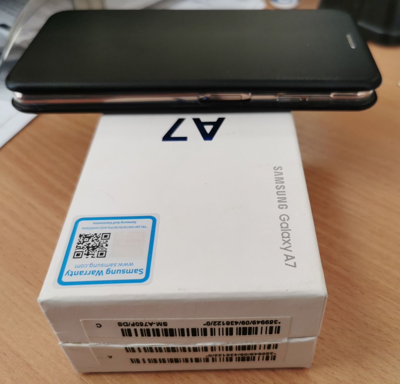 Продам Samsung A7 2018 р., 4/128Гб