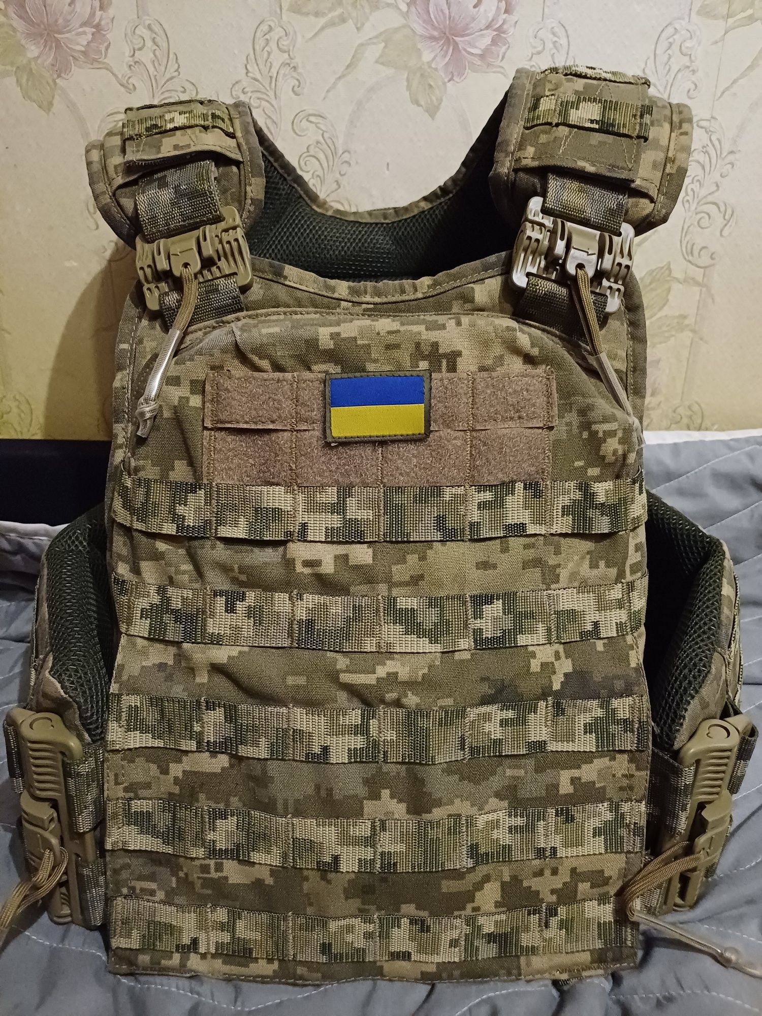 Продам плитоноску