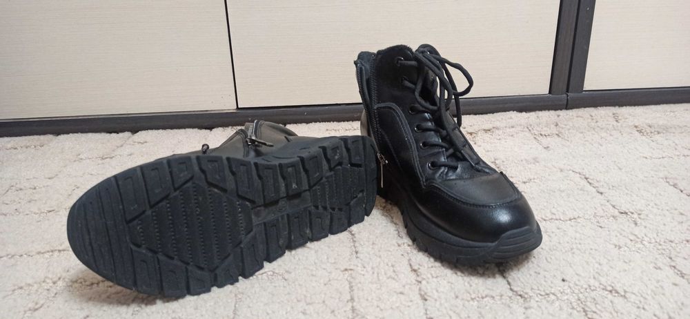 Шкіряні черевики Braska