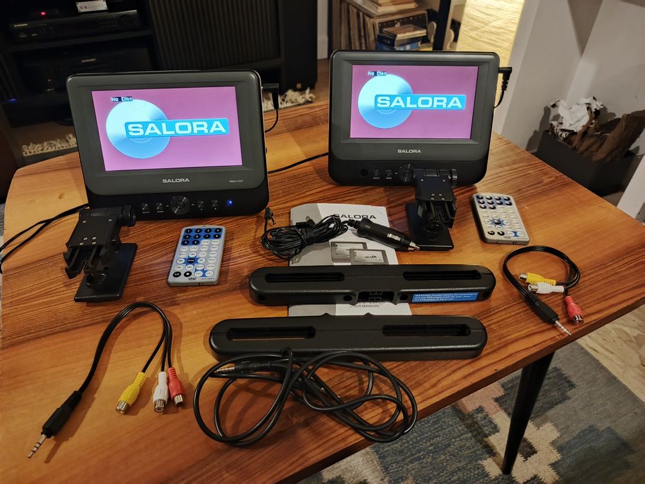 Salora DVP7748DUO przenośny-samochodowy odtwarzacz Wideo & Audio