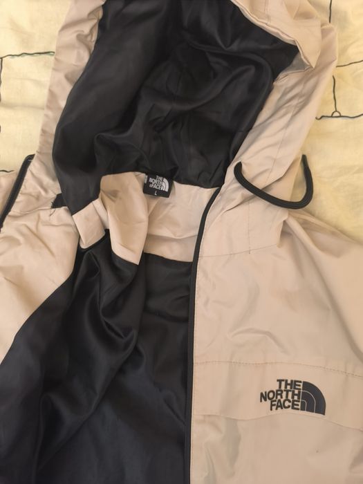 Вітровка the north face