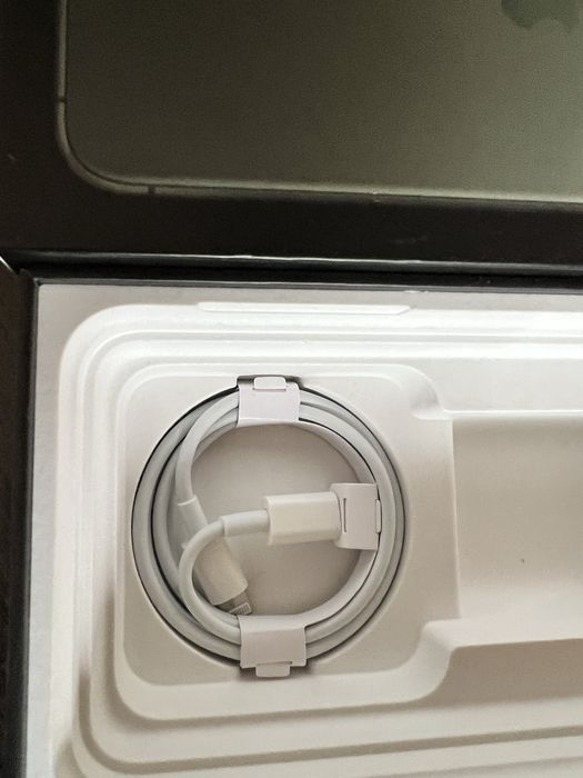 Кабель Apple original Lightning, айфон 11 про оригинал