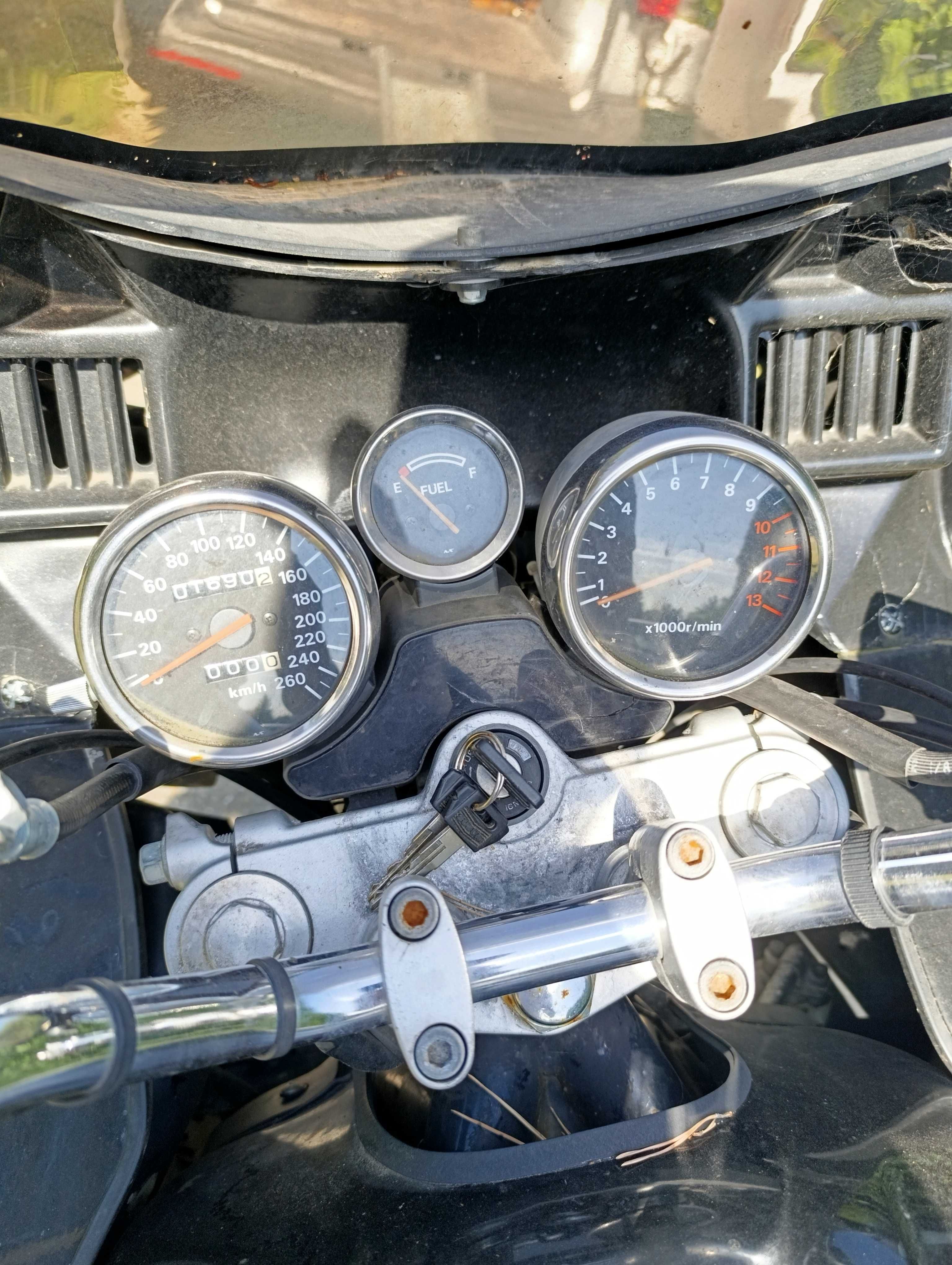 Suzuki gsx 1100 g gsx1100g silnik skrzynia zawieszenie gaźniki