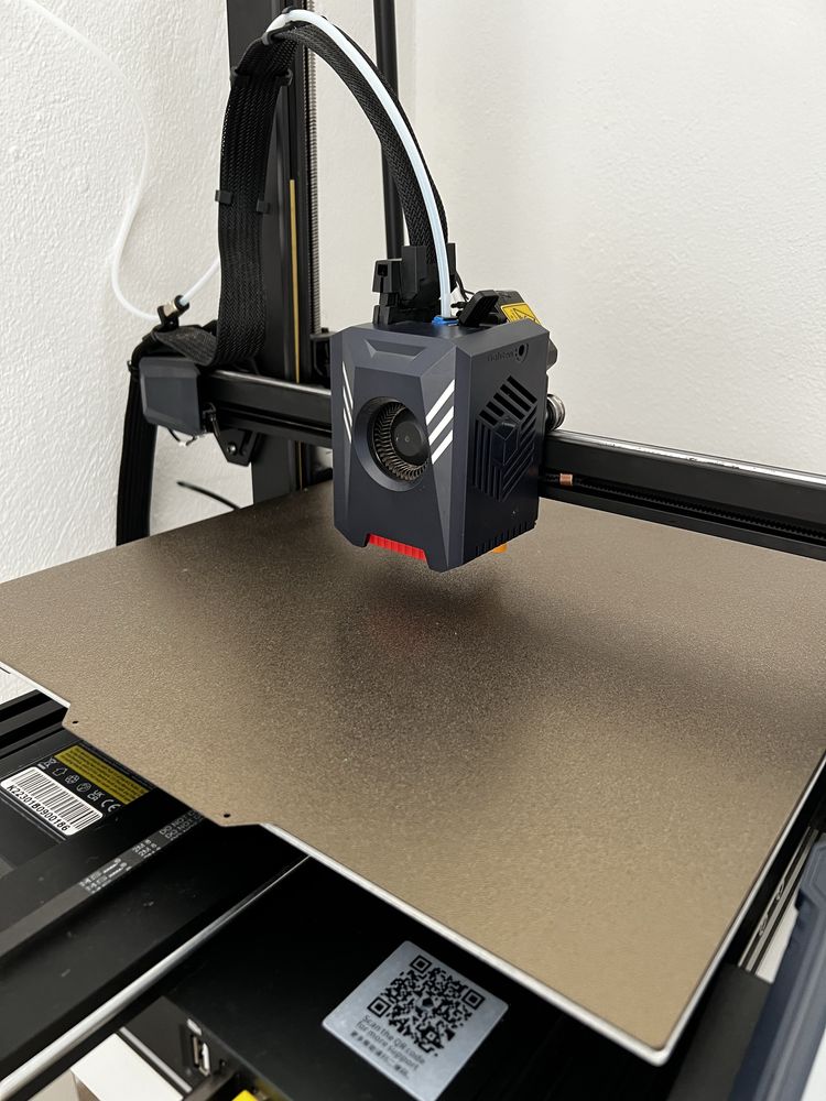 Impressora 3d Anycubic Kobra 2 plus + sunlu para 4 rolos