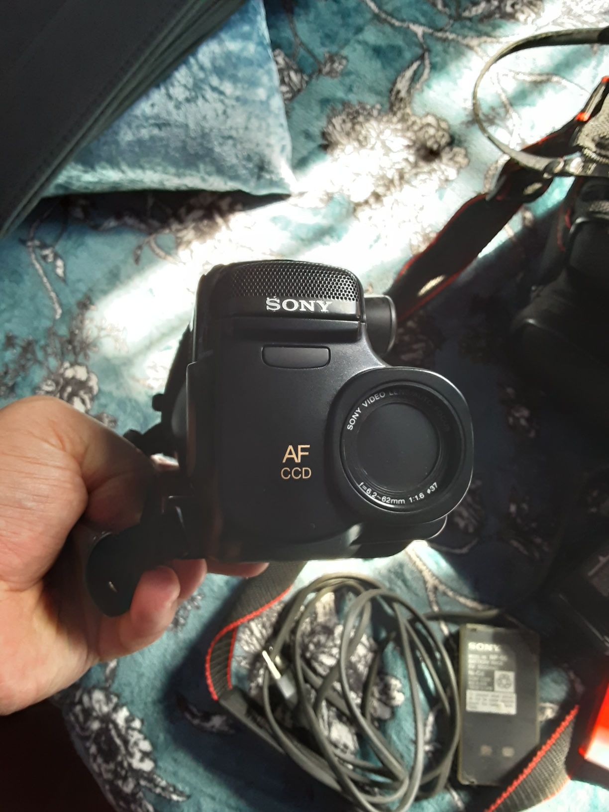 Câmara sony handycam CCD-TR350E