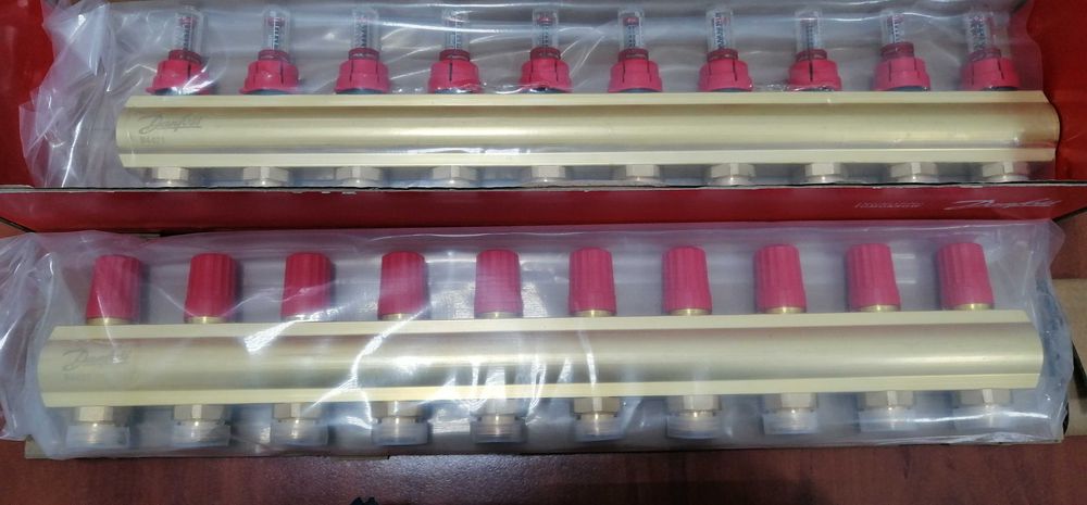Коллектор Danfoss тип FHF-F на 3/7/8 отвода с ротаметр.(латунь)