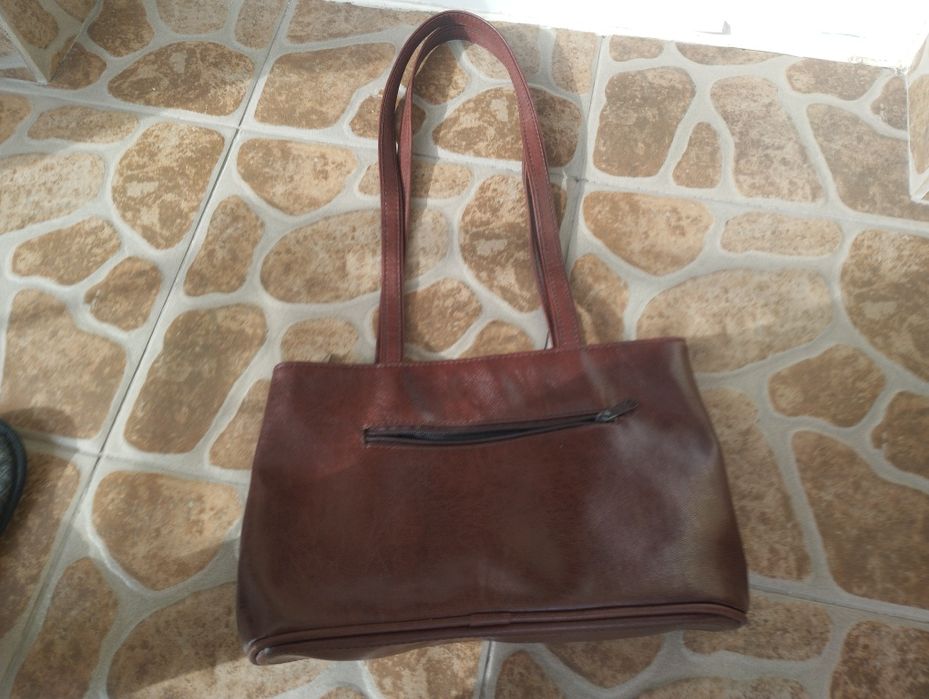 Torebka damska że skóry brązowa
