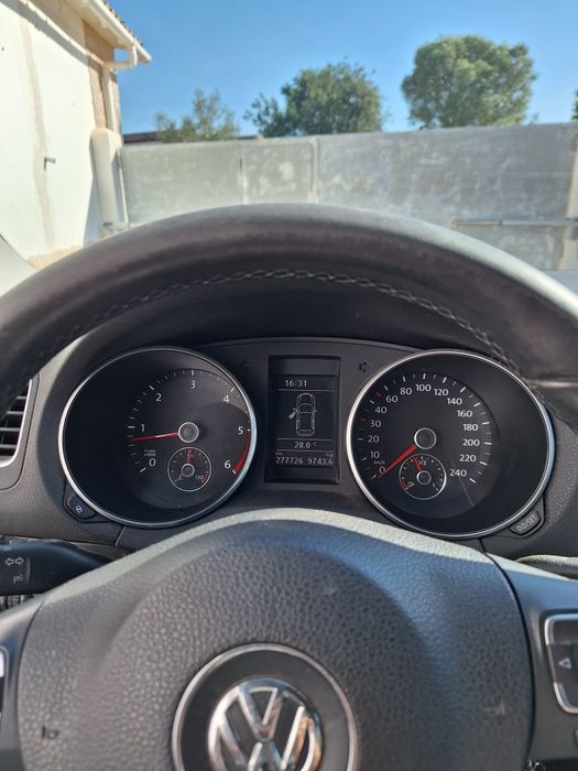 Golf VI 2010 1.6 Gasóleo 115cv bom estado,só vendo não quero trocas