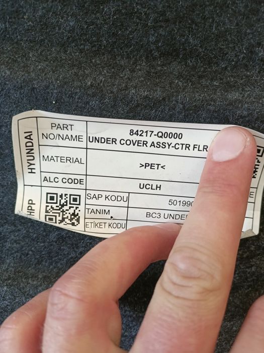 Hyundai Bayon 20- osłona podwozia lewa płyta dół dolna