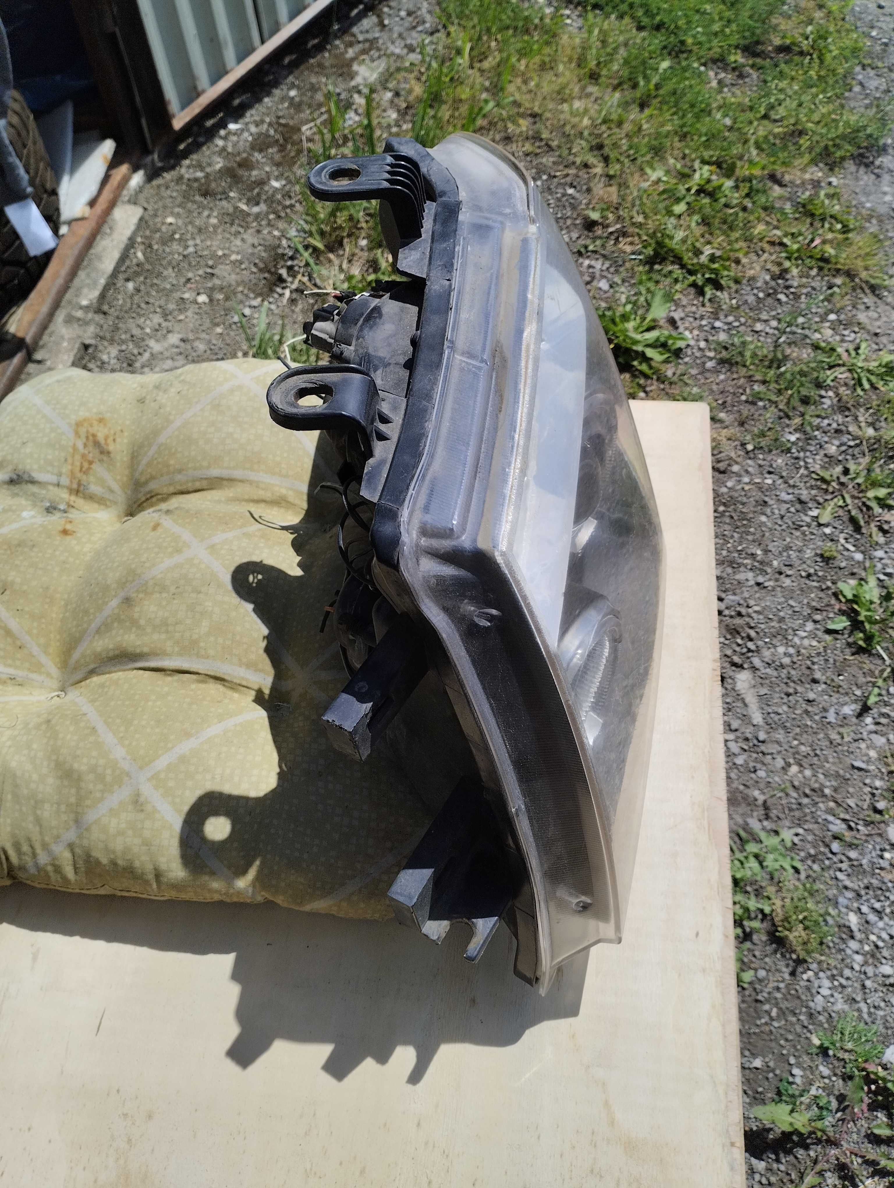 Nissan Frontier Navara B40 Lampy przód ringi tuning komplet 2 sztuki