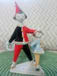 Piękna porcelanowa figura klaunów hollohaza