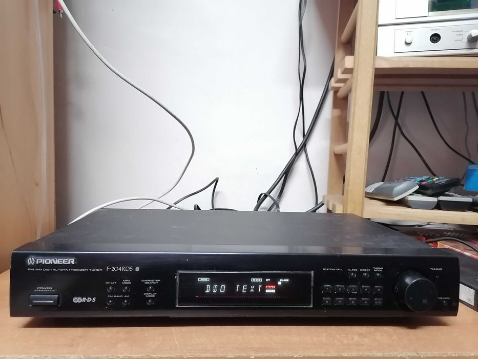 Tuner Pioneer F-204RDS
