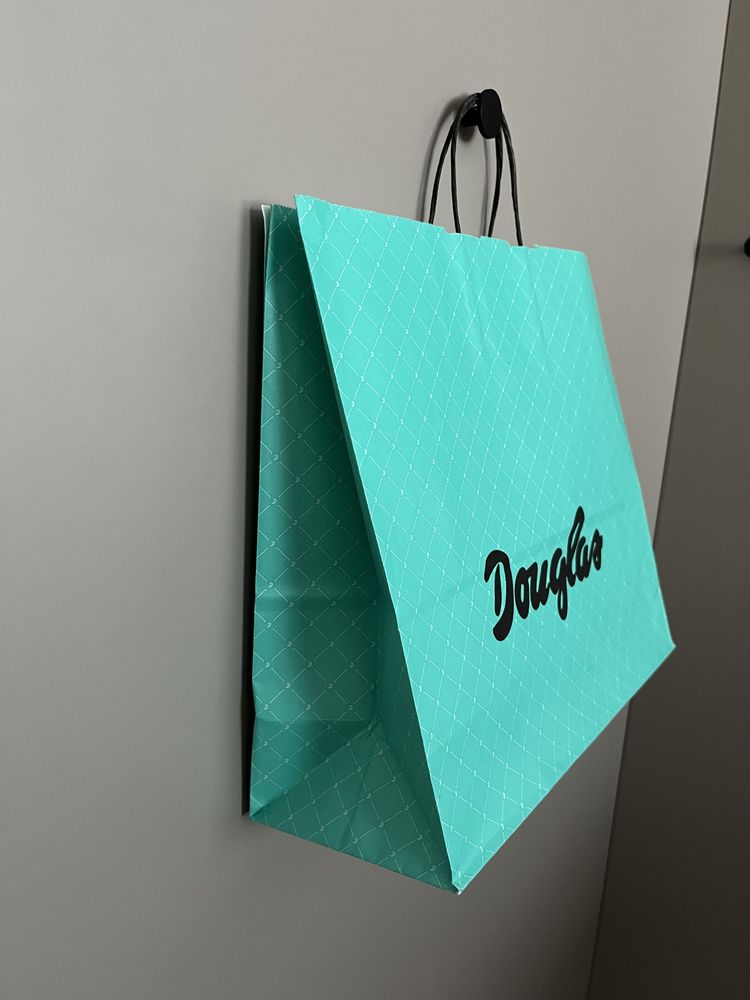 Douglas średnia torebka papierowa zakupowa torba prezentowa na prezent
