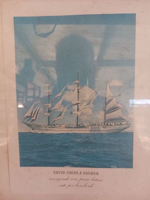 Quadro antigo com imagens do navio escola Sagres