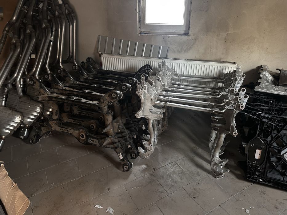 Підрамник Подрамник Audi Q5 8R Балка Ауді Ку5 8Р передній задній