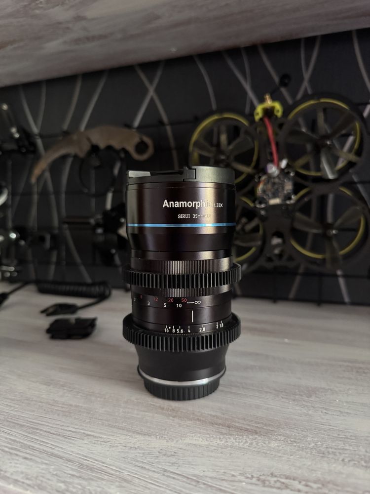 Sirui Anamorphic Lens 35mm 1.8f