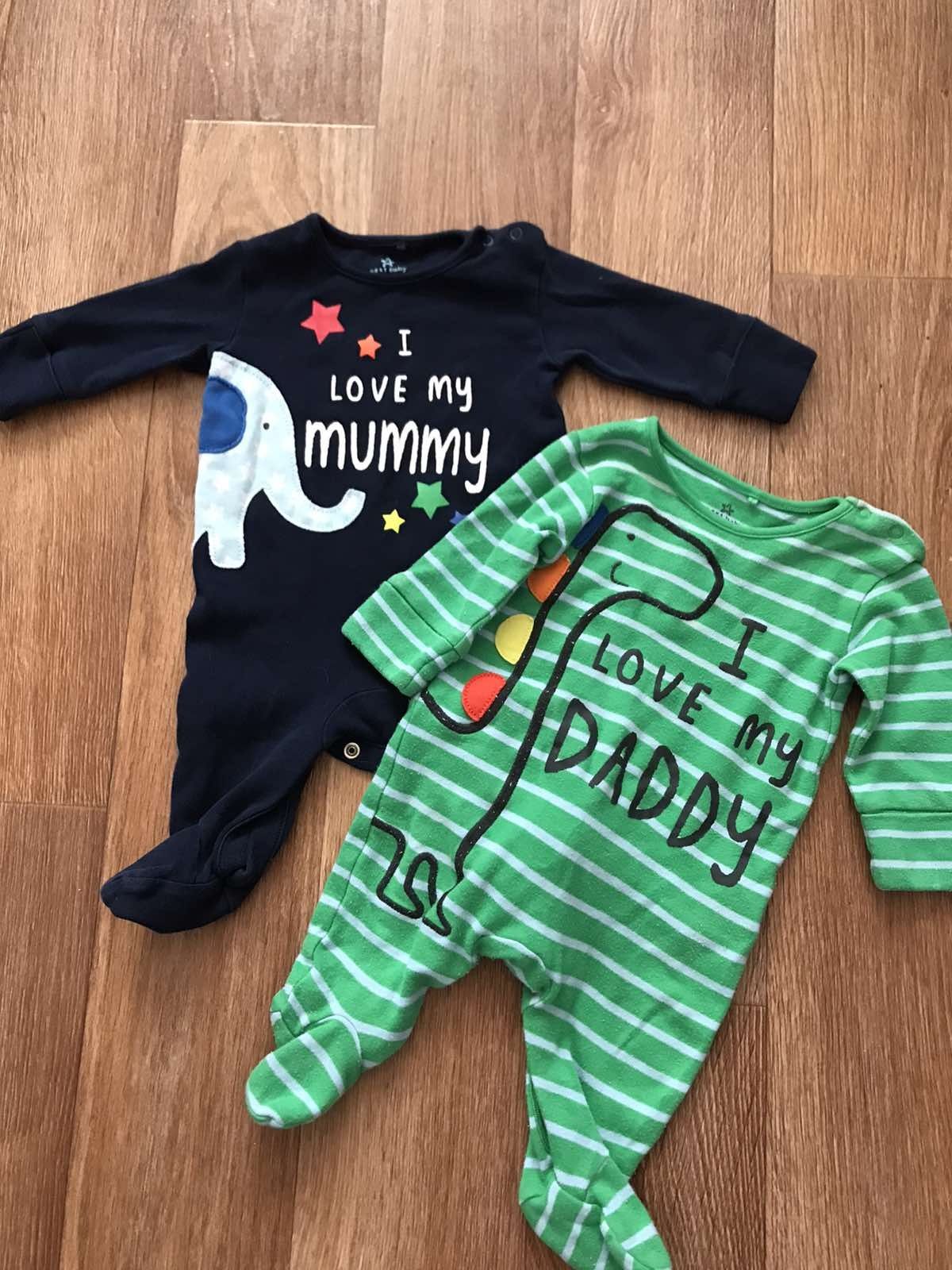 Продам бодики  next baby