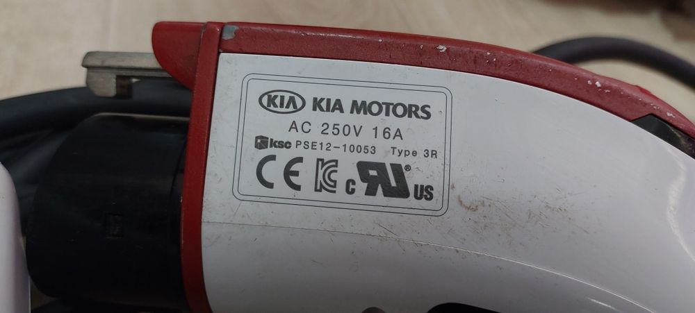 Зарядка для электромобиля KIA и любых других пистолет Type1 + J1772