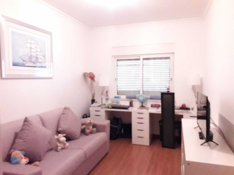 Moradia T3 em Condomínio com Piscinas e Lazer – Quinta do Sol