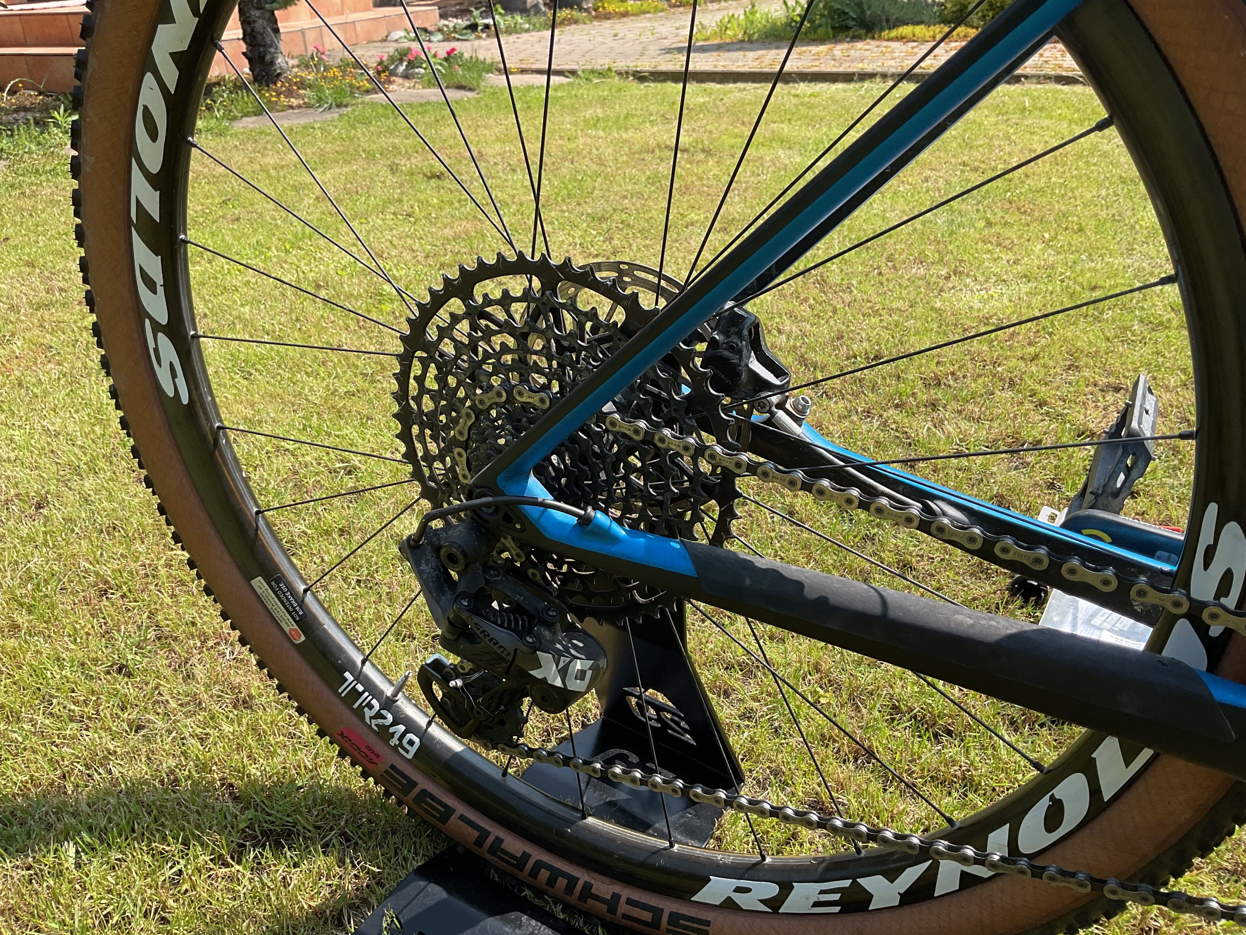 Canyon Exceed CF SL 8.0, Carbon, pomiar mocy INPEAK