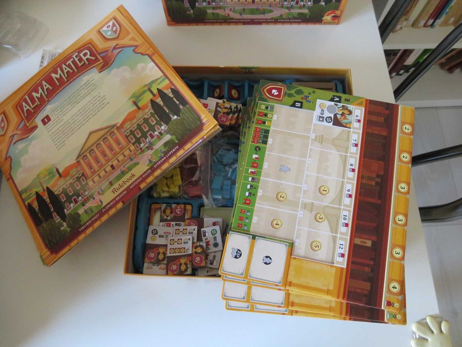 Alma Mater (jogo de tabuleiro)