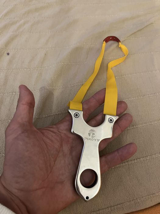 Fisga ultra potente diatamcias ate 100 metros